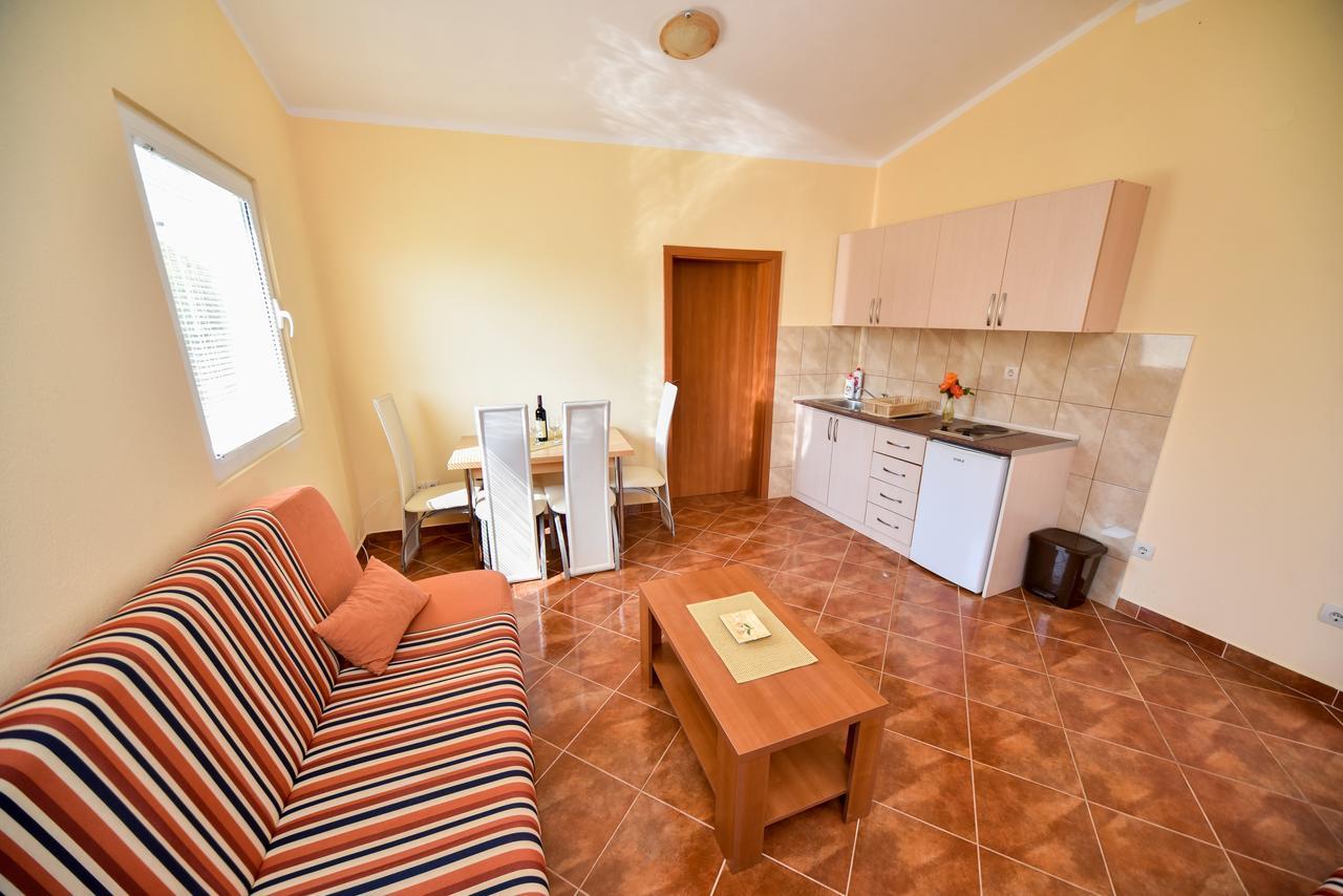 Apartmani Stanisic Čanj Exteriér fotografie