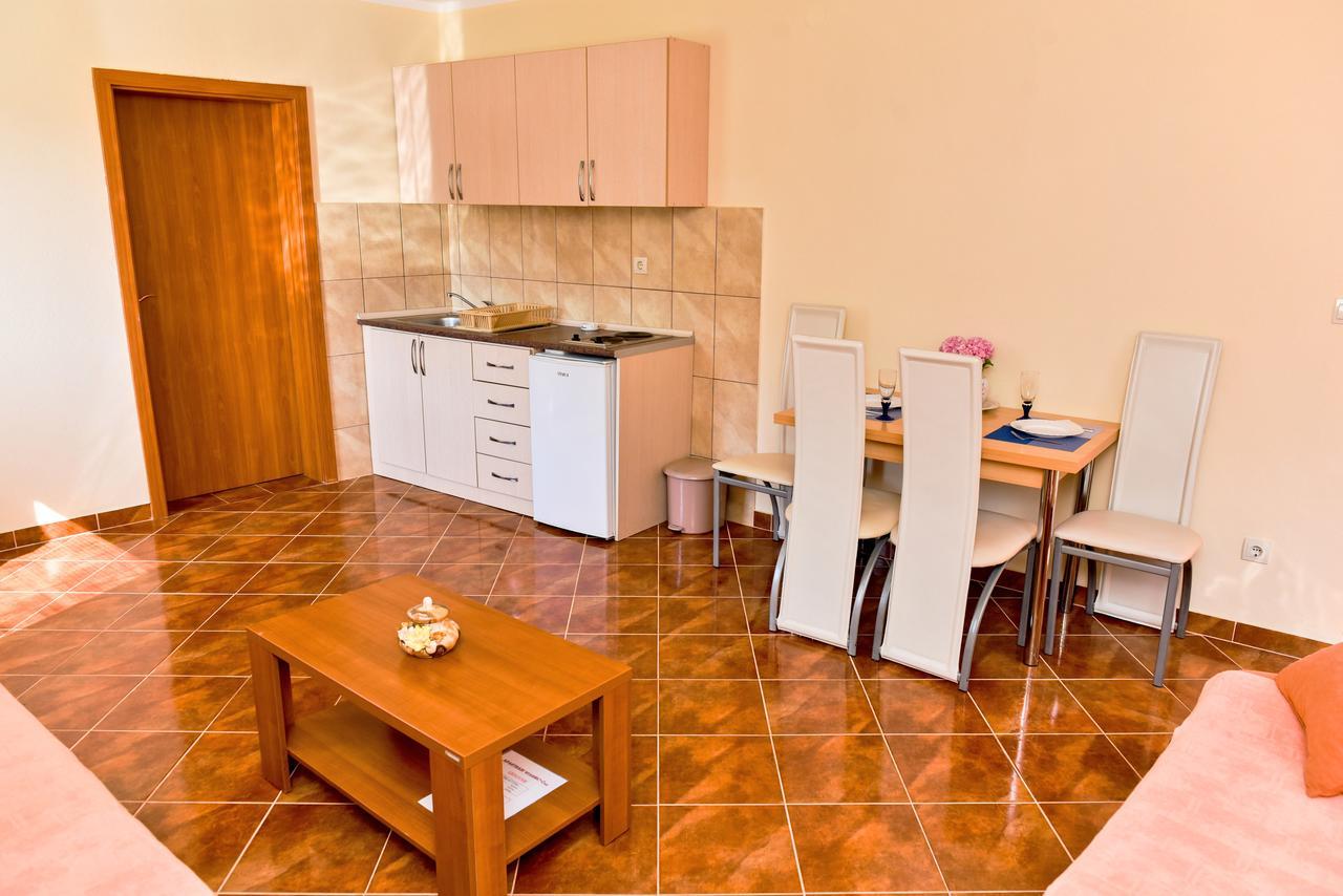 Apartmani Stanisic Čanj Exteriér fotografie